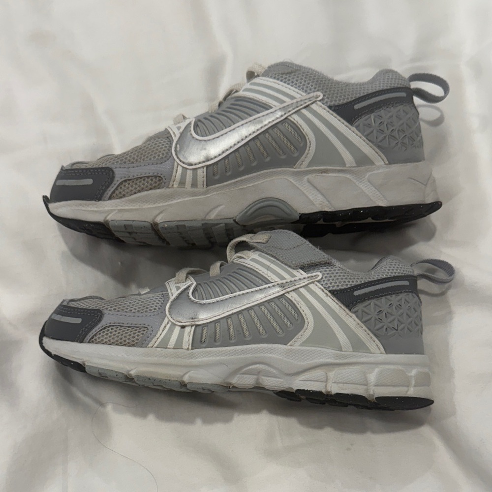 Nike Gray and Silver Low-Top Mesh Running Shoes